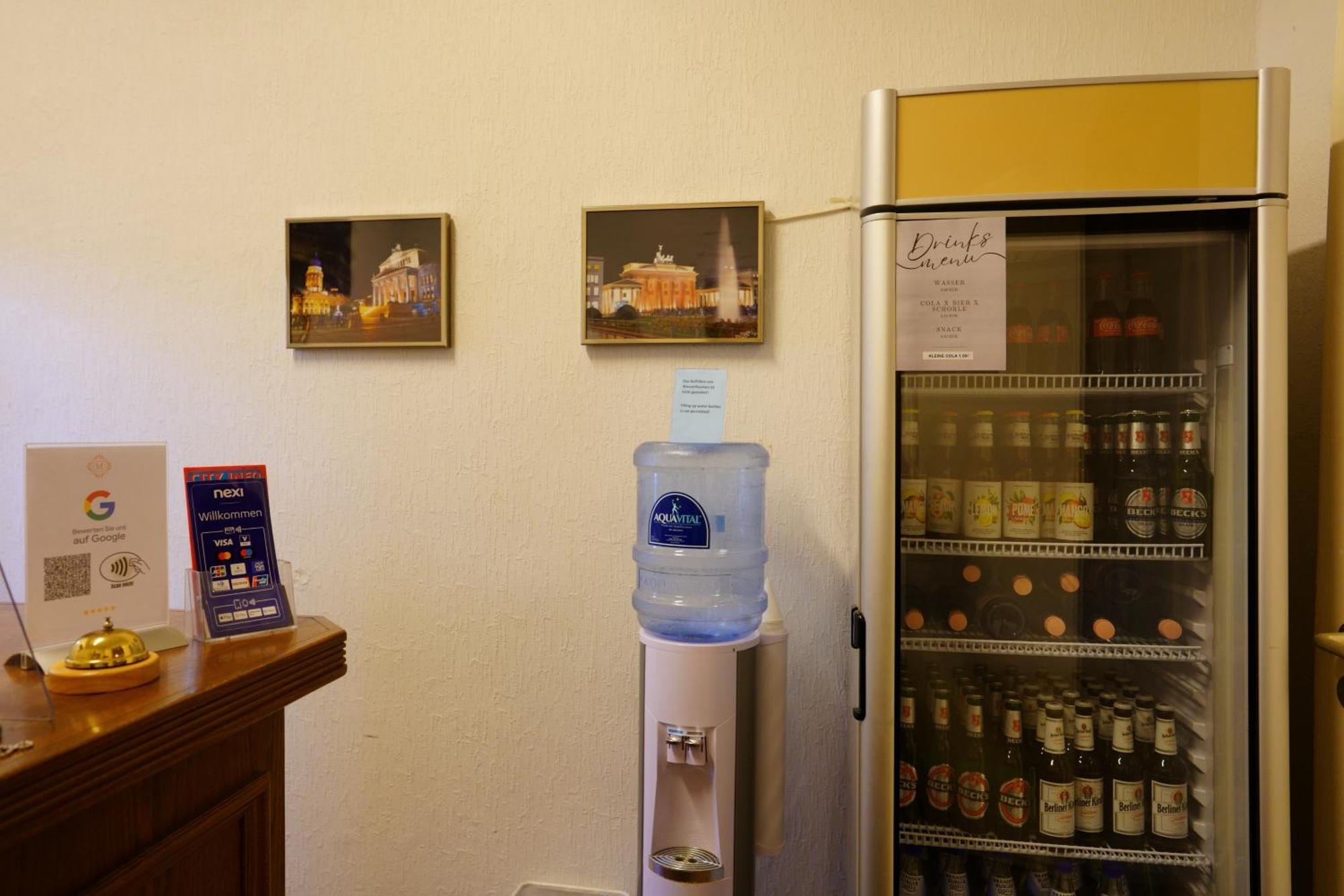 Hotelpension Margrit Berlin Bagian luar foto