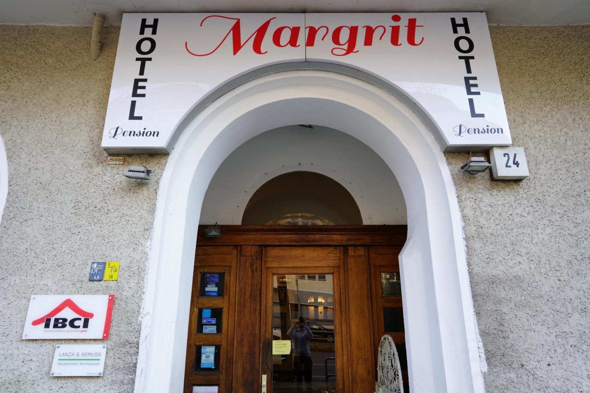 Hotelpension Margrit Berlin Bagian luar foto