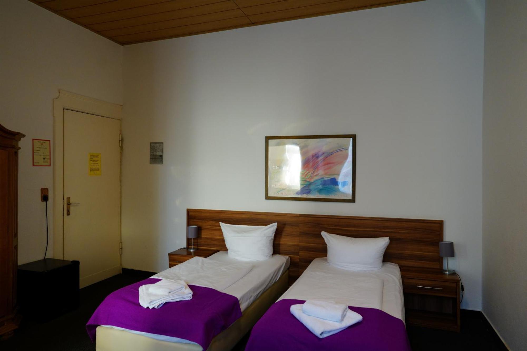 Hotelpension Margrit Berlin Bagian luar foto