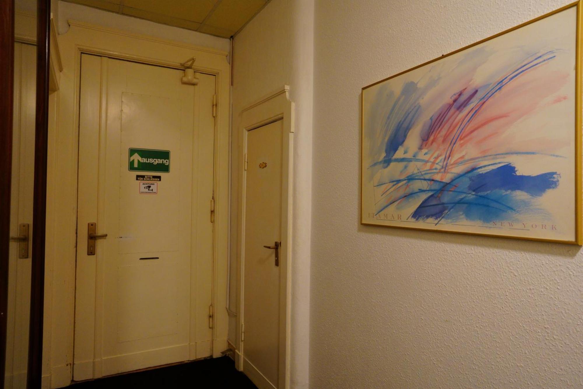 Hotelpension Margrit Berlin Bagian luar foto