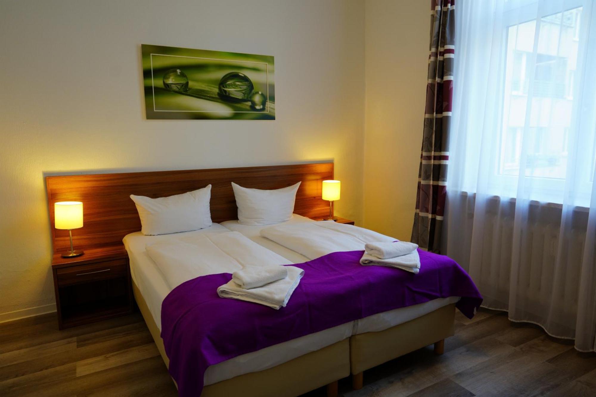 Hotelpension Margrit Berlin Bagian luar foto