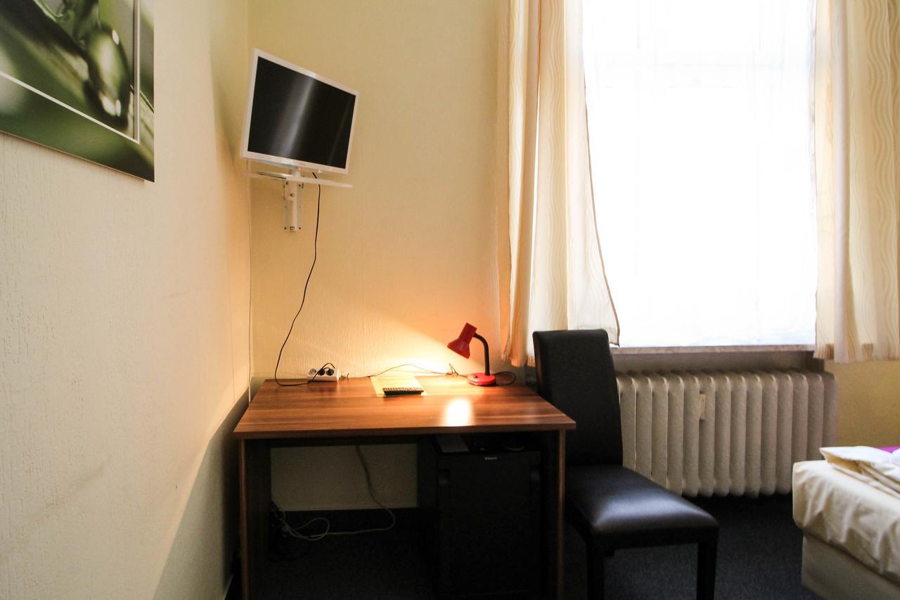 Hotelpension Margrit Berlin Bagian luar foto