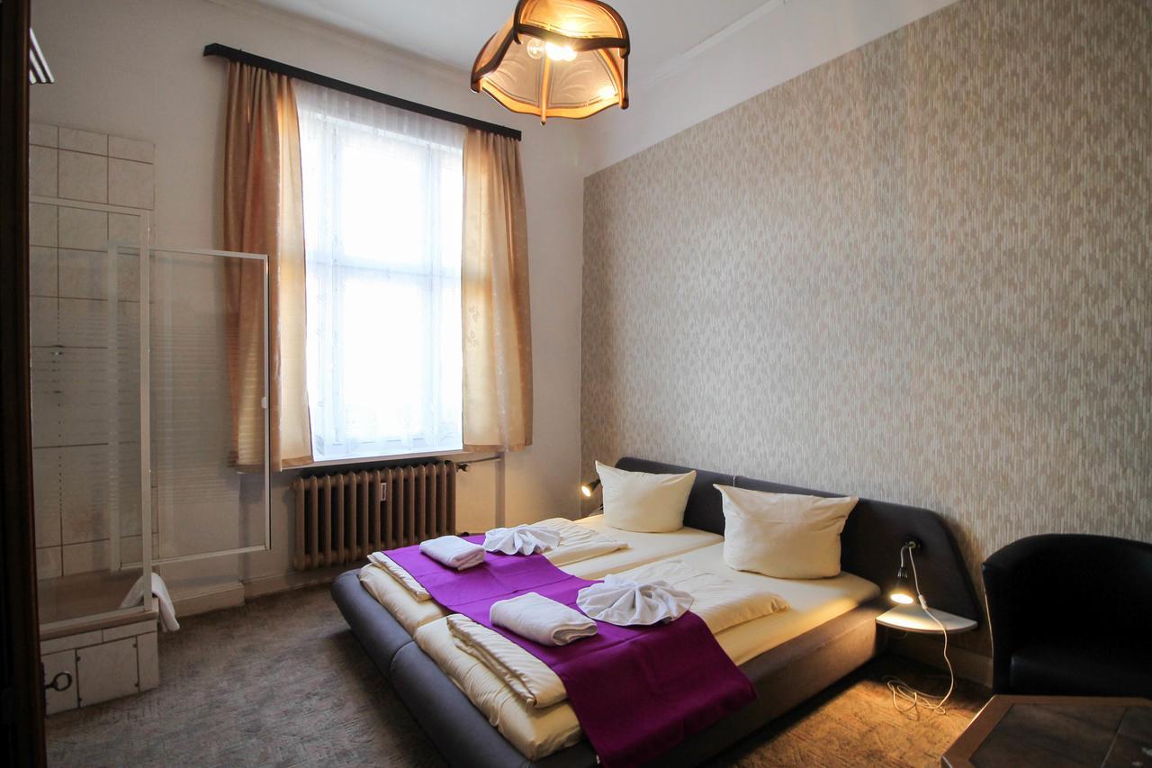 Hotelpension Margrit Berlin Bagian luar foto