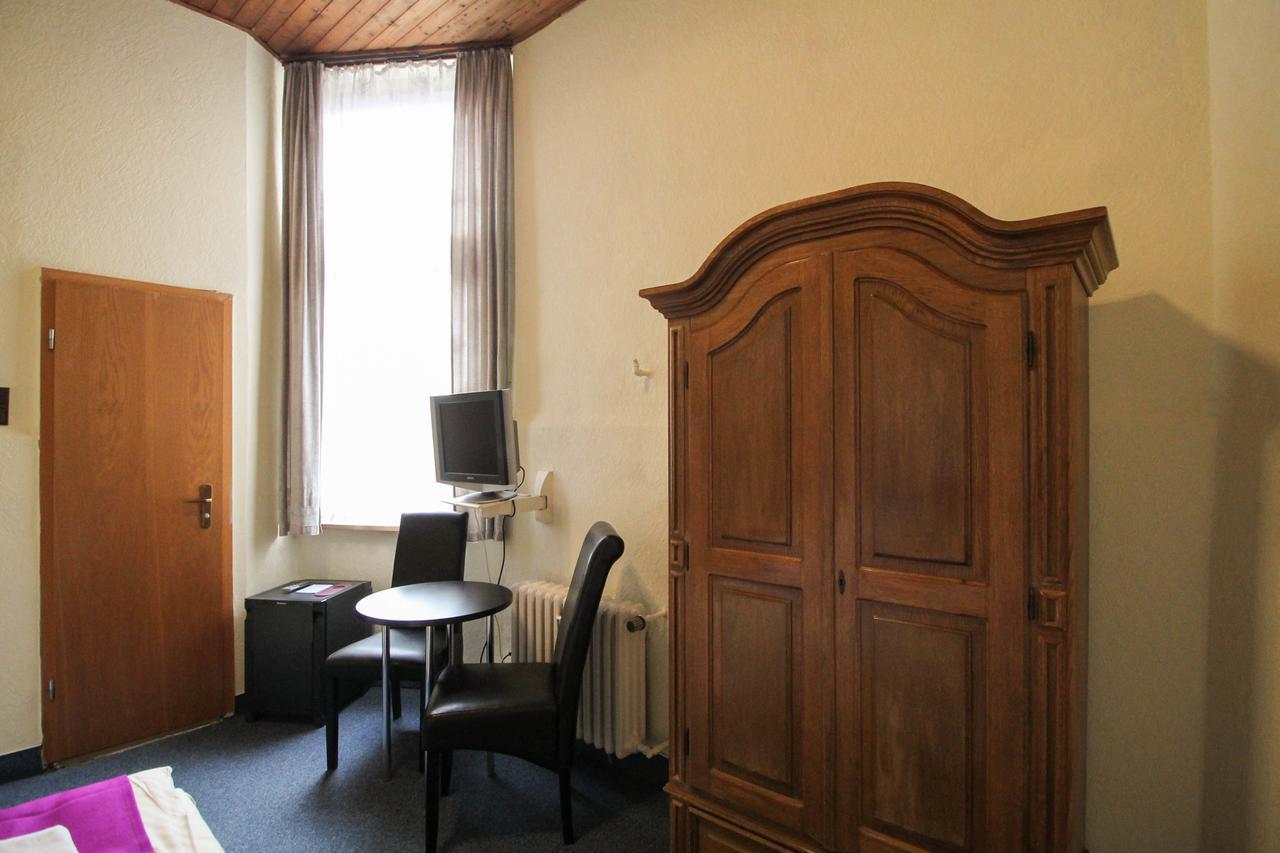 Hotelpension Margrit Berlin Bagian luar foto