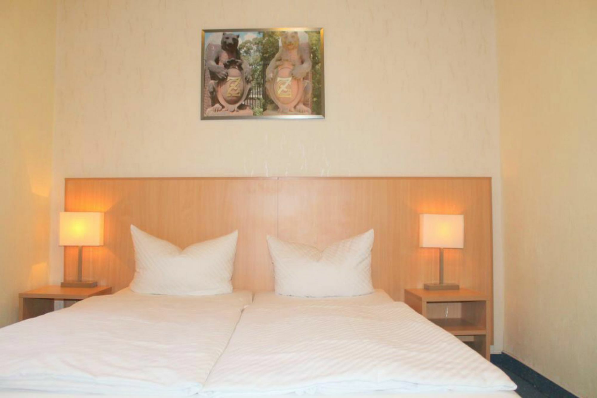 Hotelpension Margrit Berlin Bagian luar foto